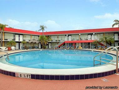 Express Inn & Suites Clearwater Pinellas Park Kültér fotó